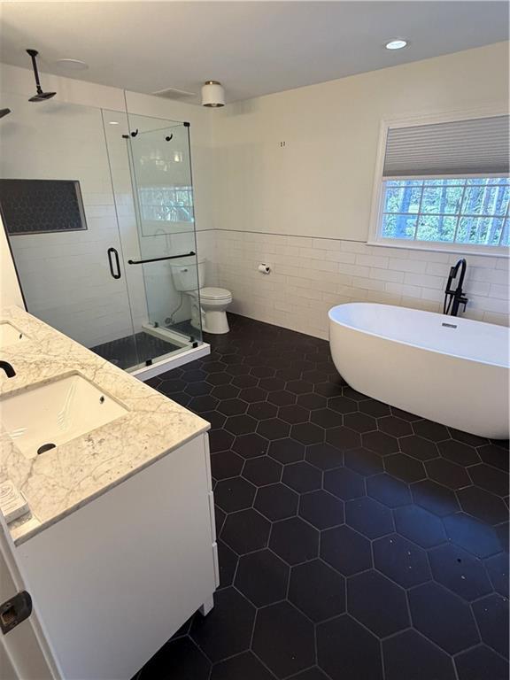 Building Photo - 2207 Heritage Trace Dr