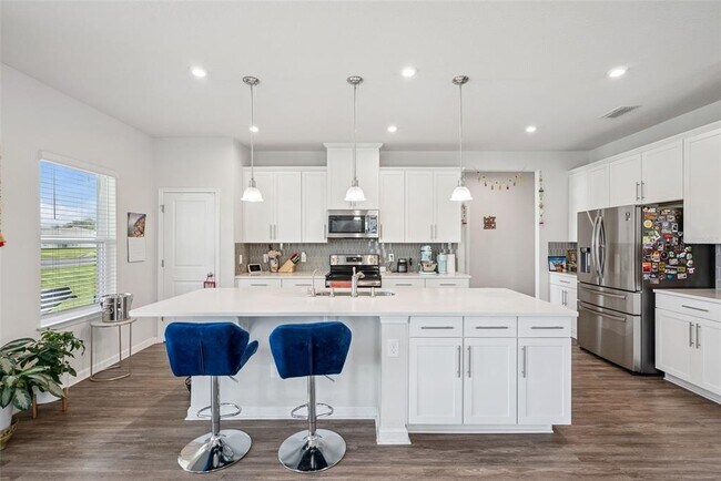 Building Photo - 3969 Clipstone Pl