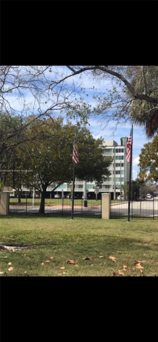 Building Photo - 8233 Harding Ave