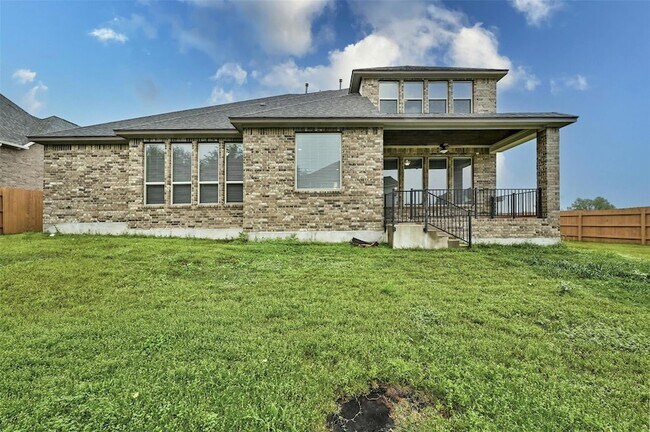 Building Photo - 5308 Via Besso Dr