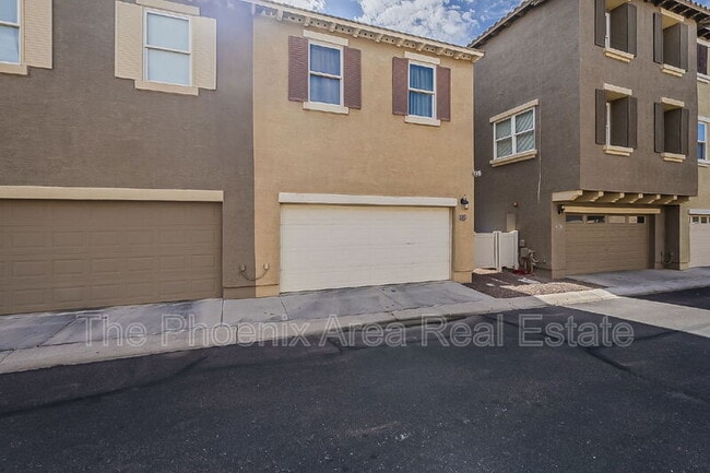 Building Photo - 885 S Osborn Ln