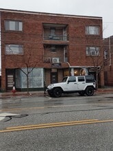 Building Photo - 13322 Madison Ave