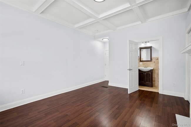 Building Photo - 521 Jefferson Ave