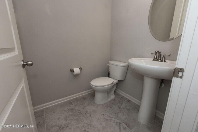 Building Photo - 154 Palisade Dr