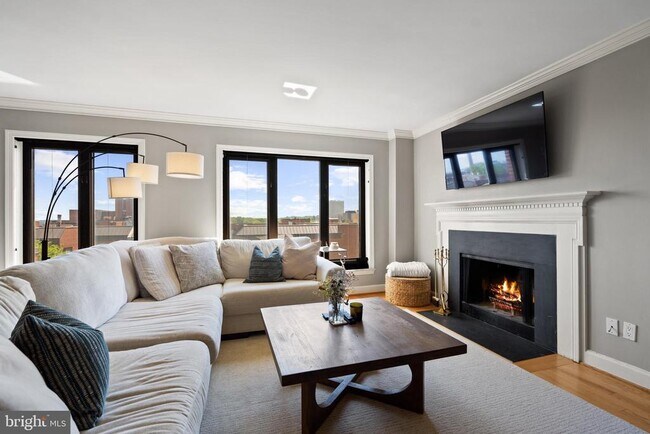 Building Photo - 1080 Wisconsin Ave NW