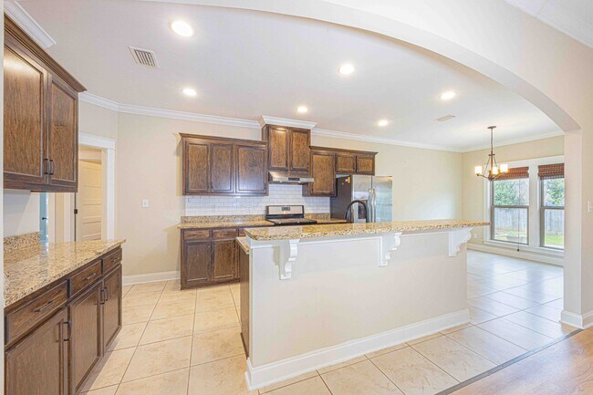 Building Photo - 27142 Gramercy Ln