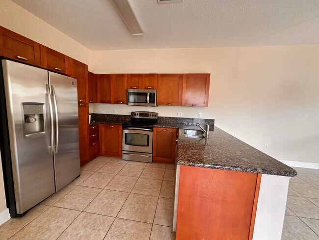 Building Photo - 44 SE Sedona Cir