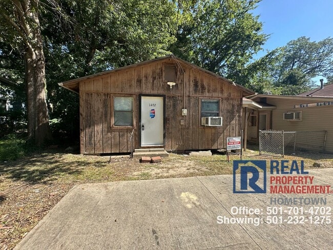 Building Photo - 1402 Phillips St