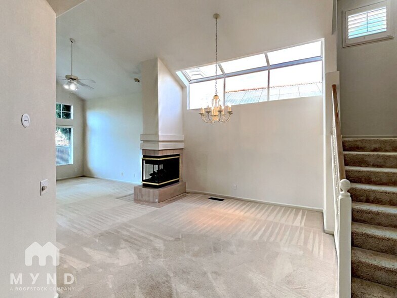 Building Photo - 2795 Cherry Hills Dr