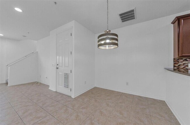 Building Photo - 5030 Herring Ct