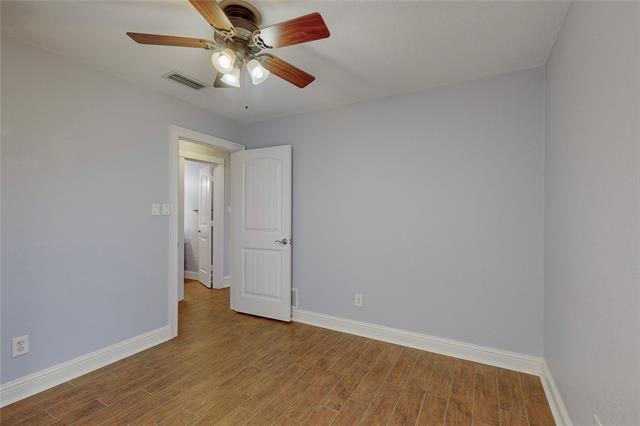 Building Photo - 9100 Berkshire Dr