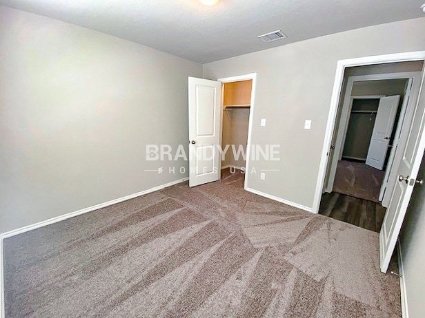 Building Photo - 7018 Winding Shelf