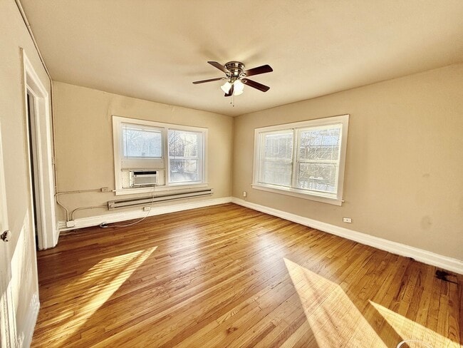 Building Photo - The Nelle