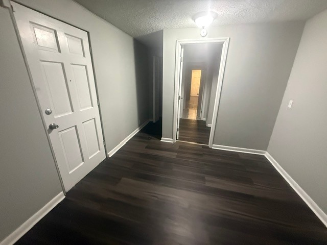 Building Photo - 4731 E Castlewood Dr