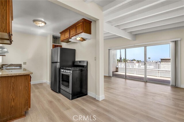 Building Photo - 1440 Manhattan Beach Blvd