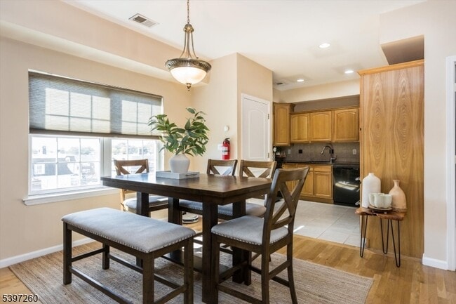 Building Photo - 349-353 S Broad St