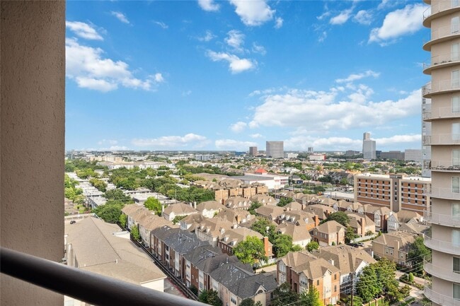 Building Photo - 3525 Sage Rd