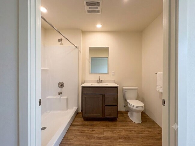 Building Photo - 881 Kimball Ln