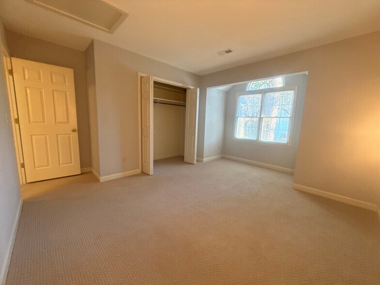 Building Photo - 311 Nantucket Ct