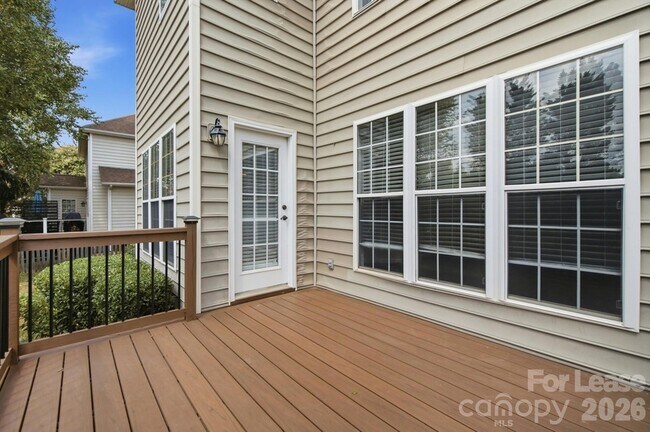 Building Photo - 16903 Hampton Trace Rd