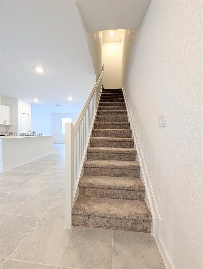 Building Photo - 1172 NW 1st Ter