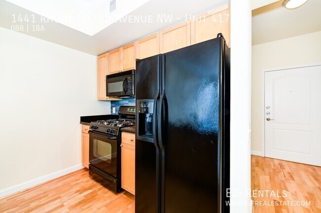 Building Photo - 1441 Rhode Island Ave NW