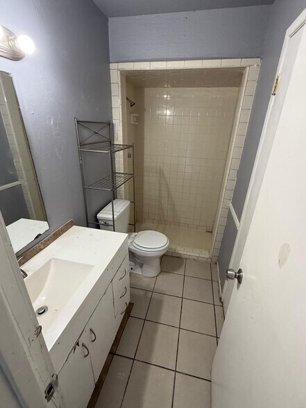 Building Photo - 2107 49th St