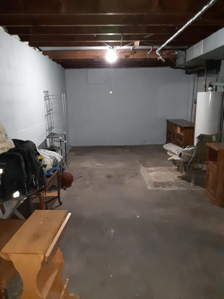 basement - 2110 Mississippi St