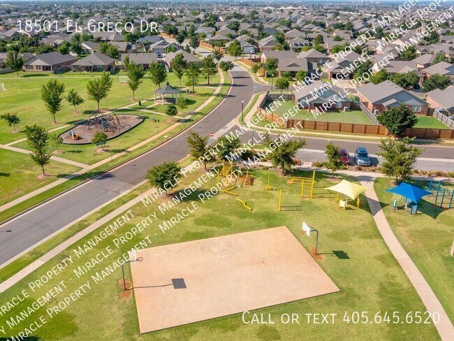 Building Photo - 18501 El Greco Dr