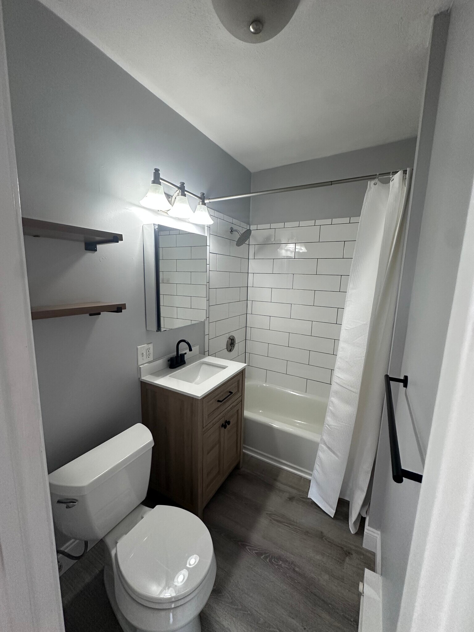 Building Photo - 1810 Dorchester Ave