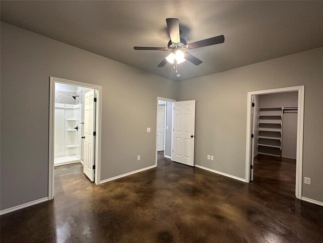 Building Photo - 7620 Wildflower Way