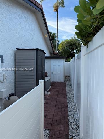 Building Photo - 12030 SW 92nd St