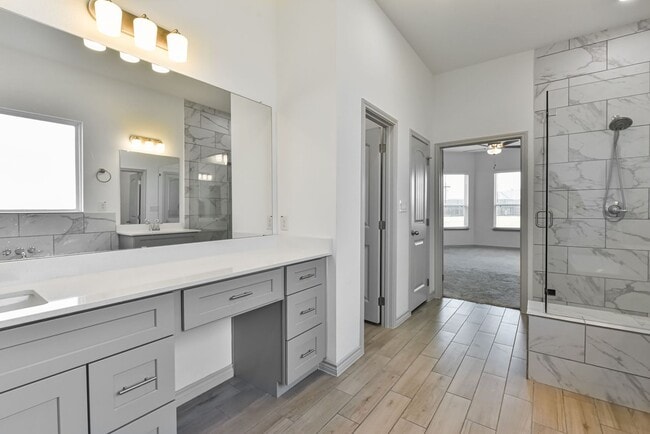 Building Photo - 7915 Gold Dr