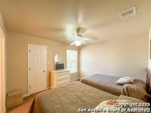 Building Photo - 129 Chapel Hill Cir