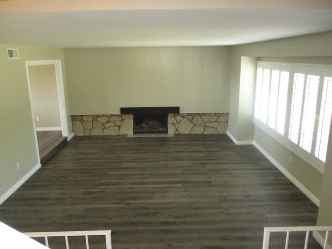 Building Photo - 18216 Index St