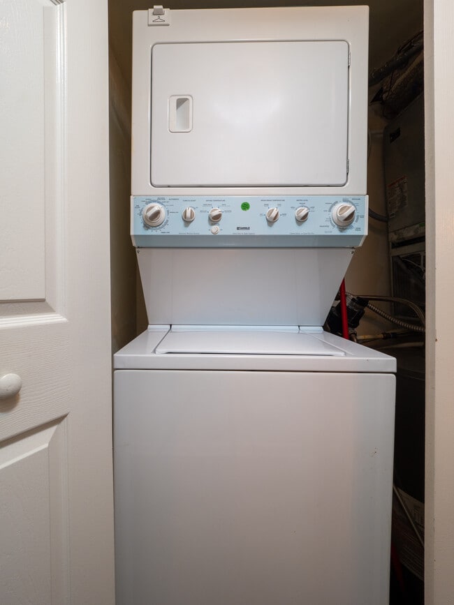 Building Photo - 1150 Collier Rd NW