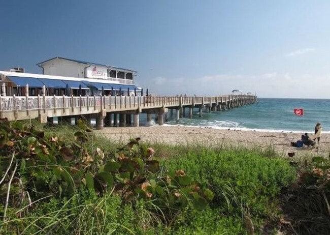Interior Photo - Ocean Breeze Apartments