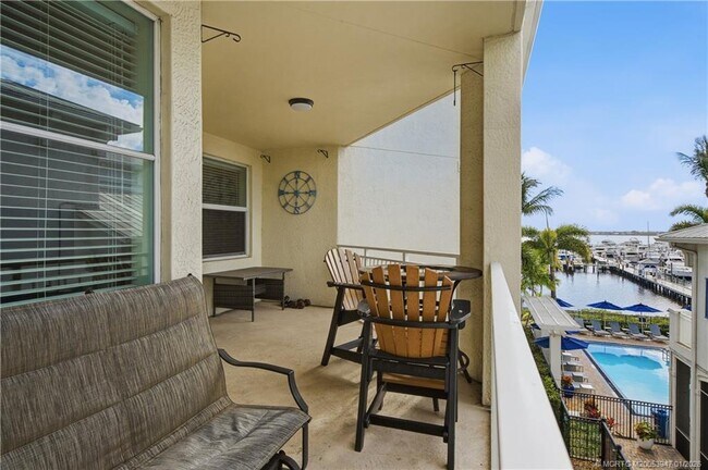 Building Photo - 975 NW Flagler Ave