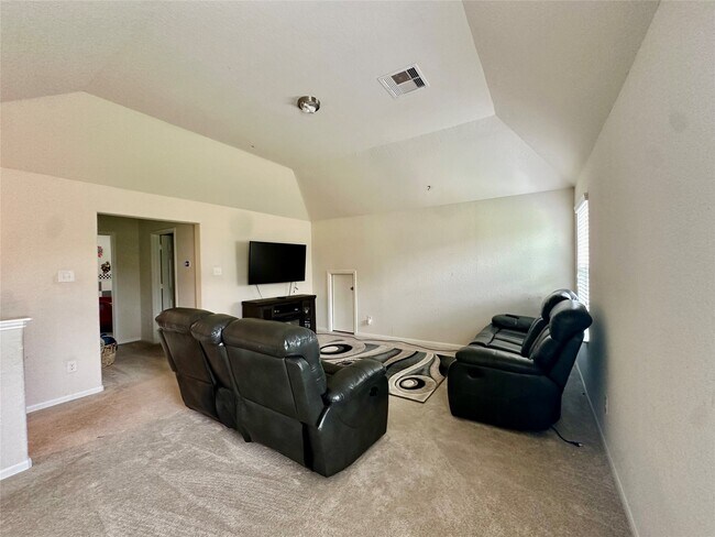 Building Photo - 18622 Each Elm Way