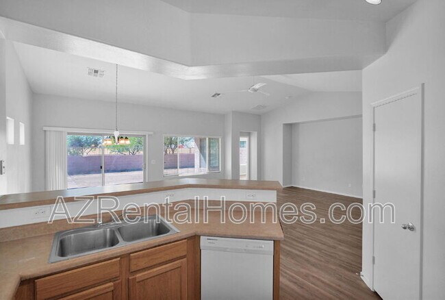 Building Photo - 11187 W Tonto St