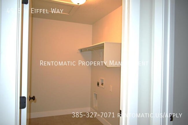 Building Photo - 4908 Eiffel Wy