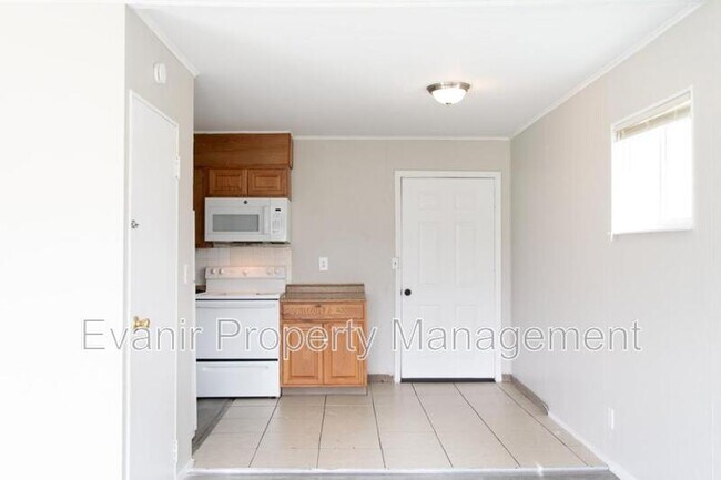 Building Photo - 2908 Ghent Ave