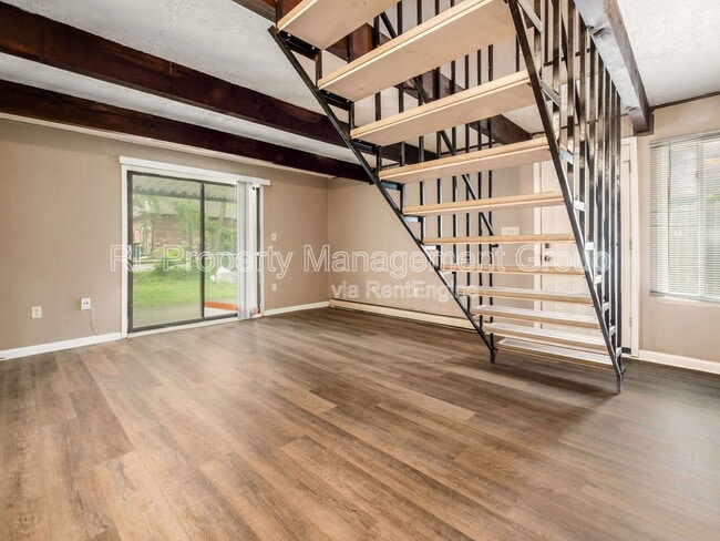 Building Photo - 4923 Myers Rd