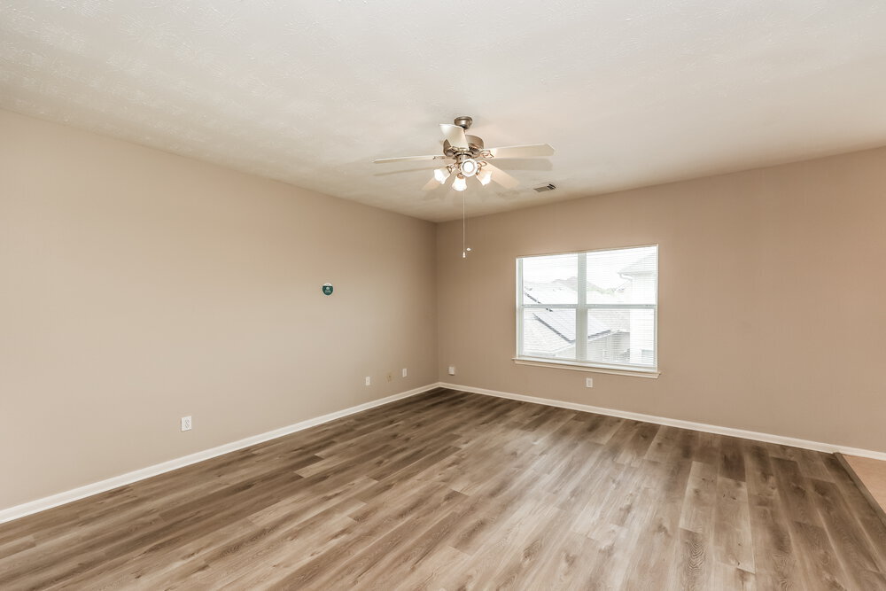 Building Photo - 814 Forest Ivy Ln