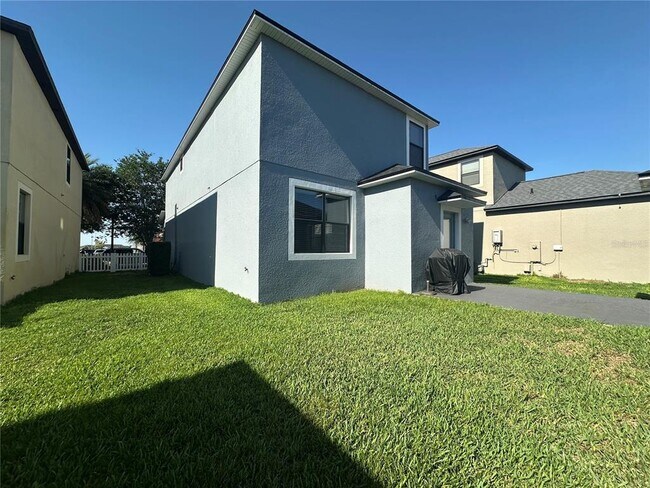Building Photo - 15445 Porter Rd
