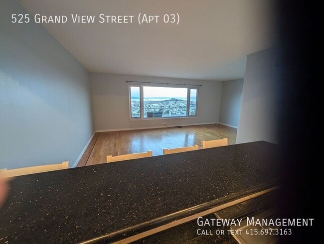 Building Photo - 525 Grand View Ave