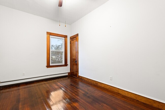 Building Photo - 64 Crapo St