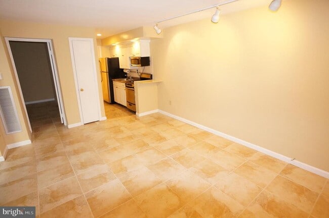 Building Photo - 1754 Corcoran St NW