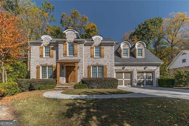 Building Photo - 1106 Devine Cir NE