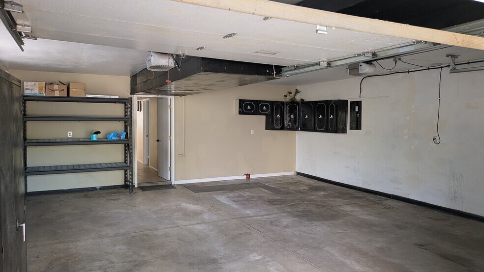 Building Photo - 8820 W 32nd Ave
